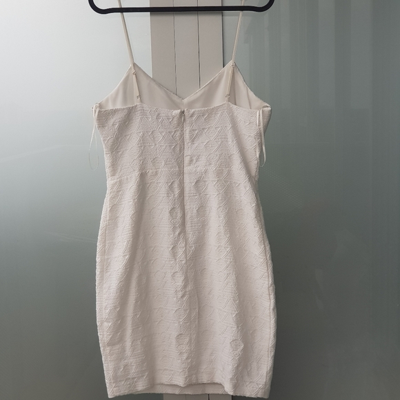 Zara trafaluc embroided strapped mini dress, Large, White, Spaghetti Stripe - Picture 4 of 10